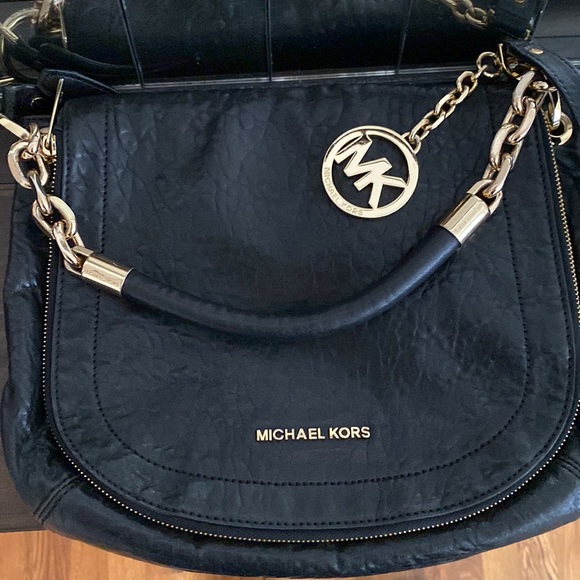 MICHAEL KORS BLACK LEATHER CROSSBODY - Picture 2 of 9
